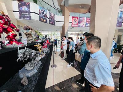 青島西海岸新區 影視工業新地標吸引全國媒體目光